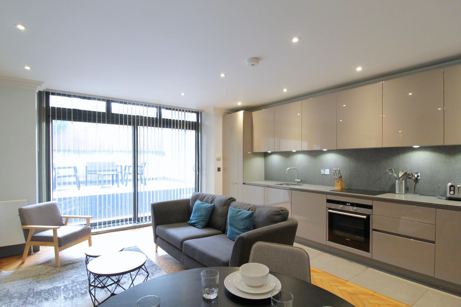 Barons Court Queens Club By Viridian Apartments London Exteriör bild